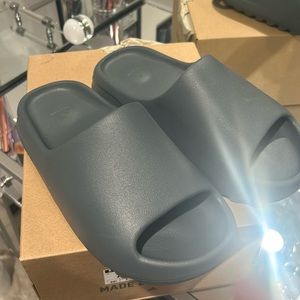 Yeezy Slides